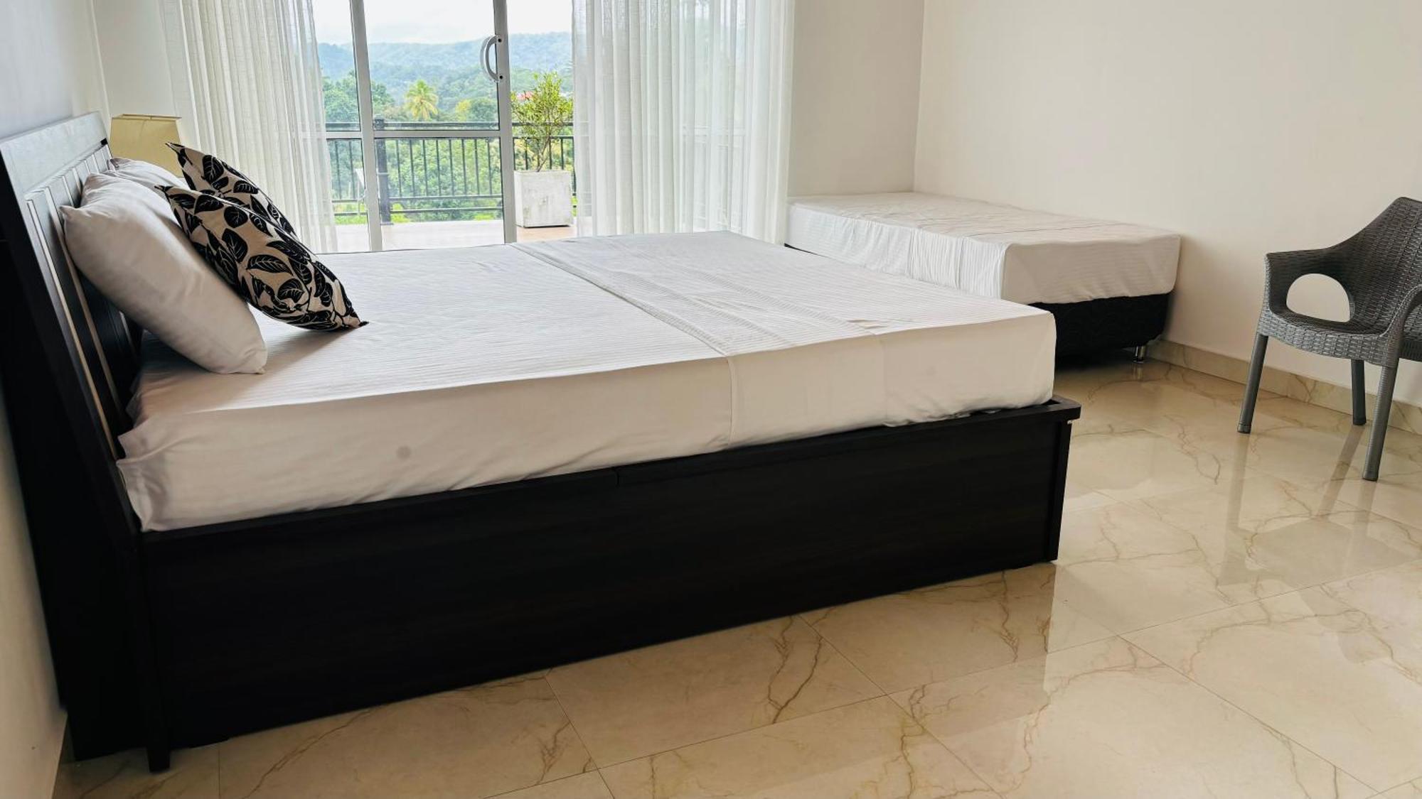 Chathu Holiday Home 康提 外观 照片